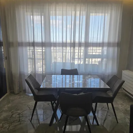 Apartment Arena Sunrise